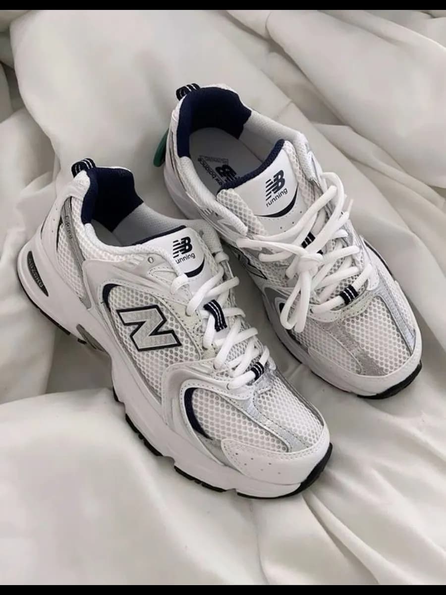 Кроссовки женские летние 530