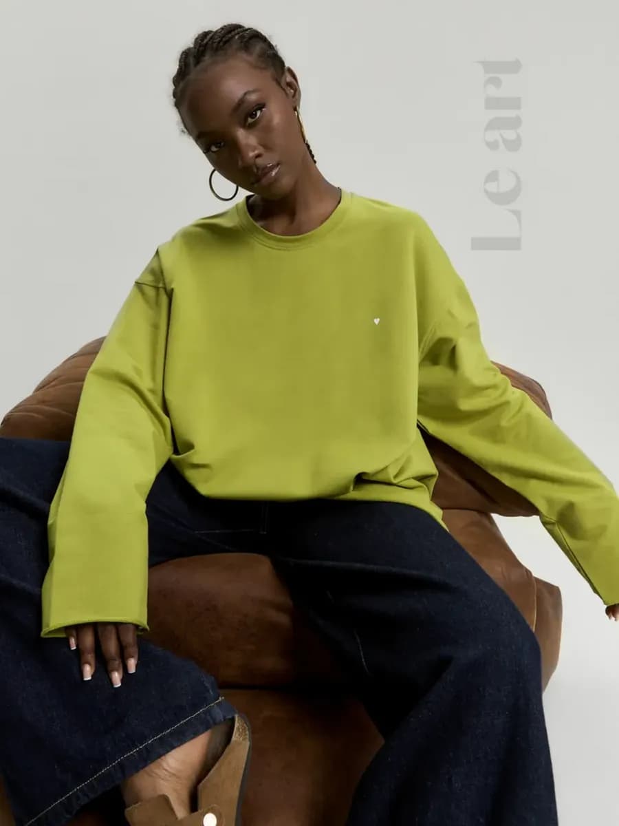 Лонгслив оверсайз с принтом удлиненный