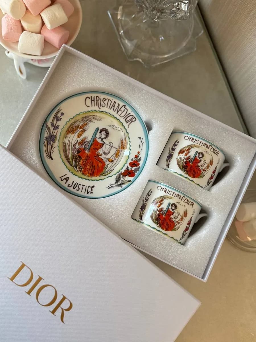 Чайный набор на 2 персоны Christian Dior 250 мл, La Justice