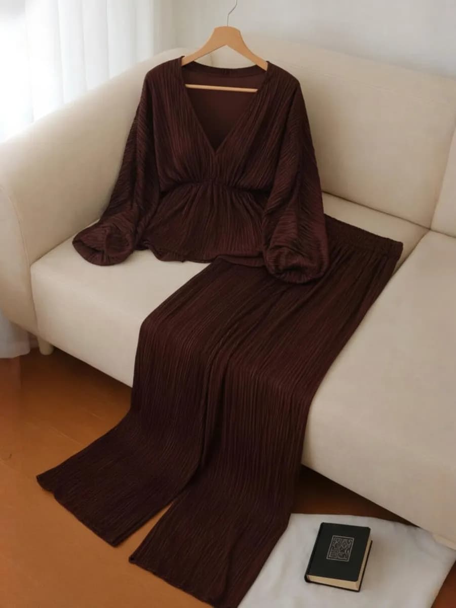 Костюм брючный нарядный