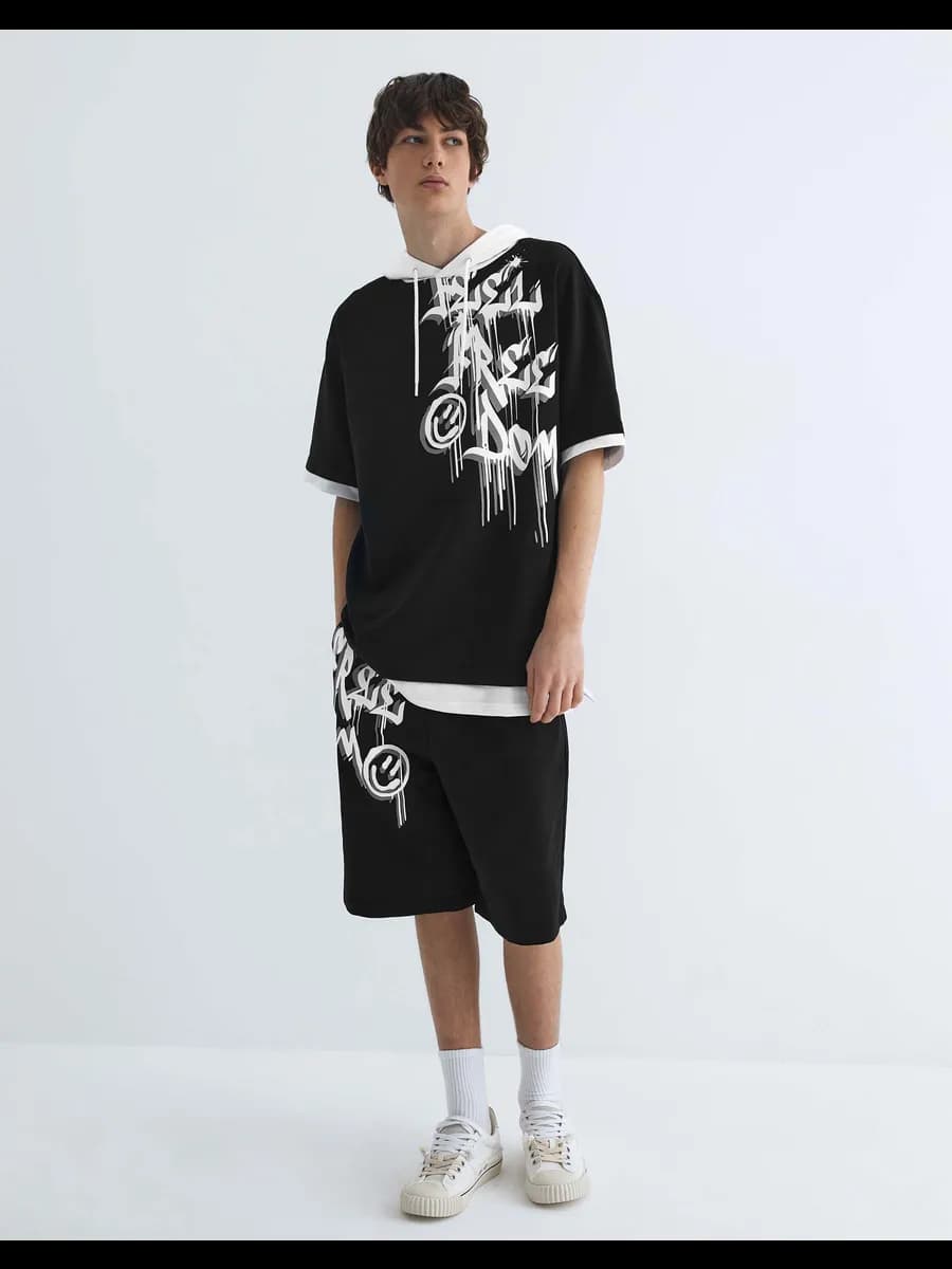 Чёрные спортивные шорты Сomfort с принтом