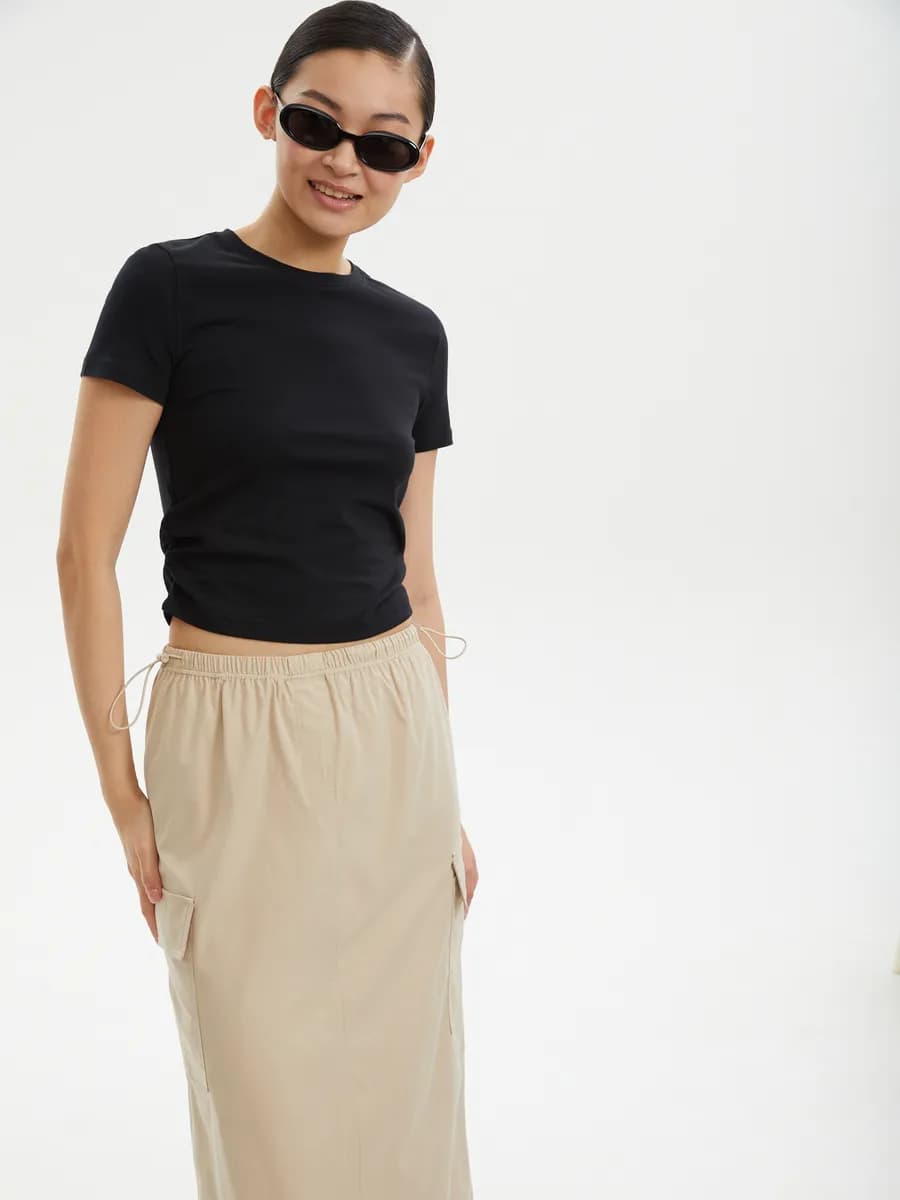 Женская футболка из хлопка с драпировкой