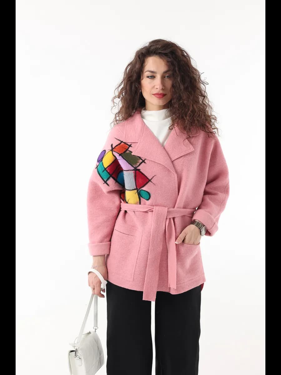 Осенний удлиненный жакет пиджак с поясом больших размеров