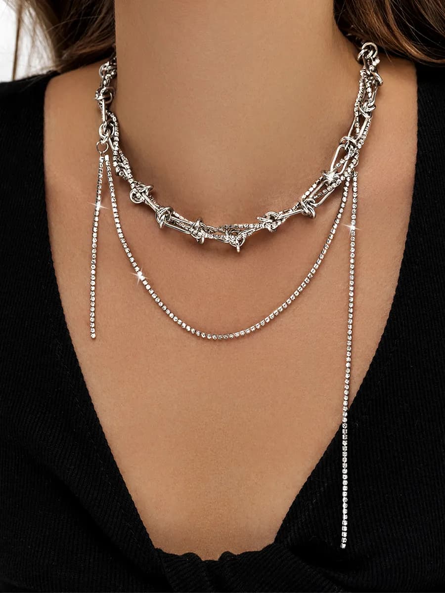 Колье многослойное на шею бижутерия