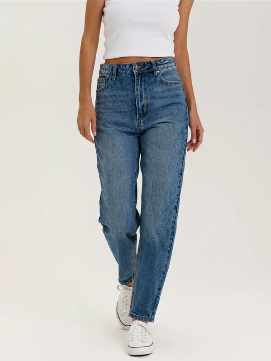 Джинсы мом с высокой посадкой