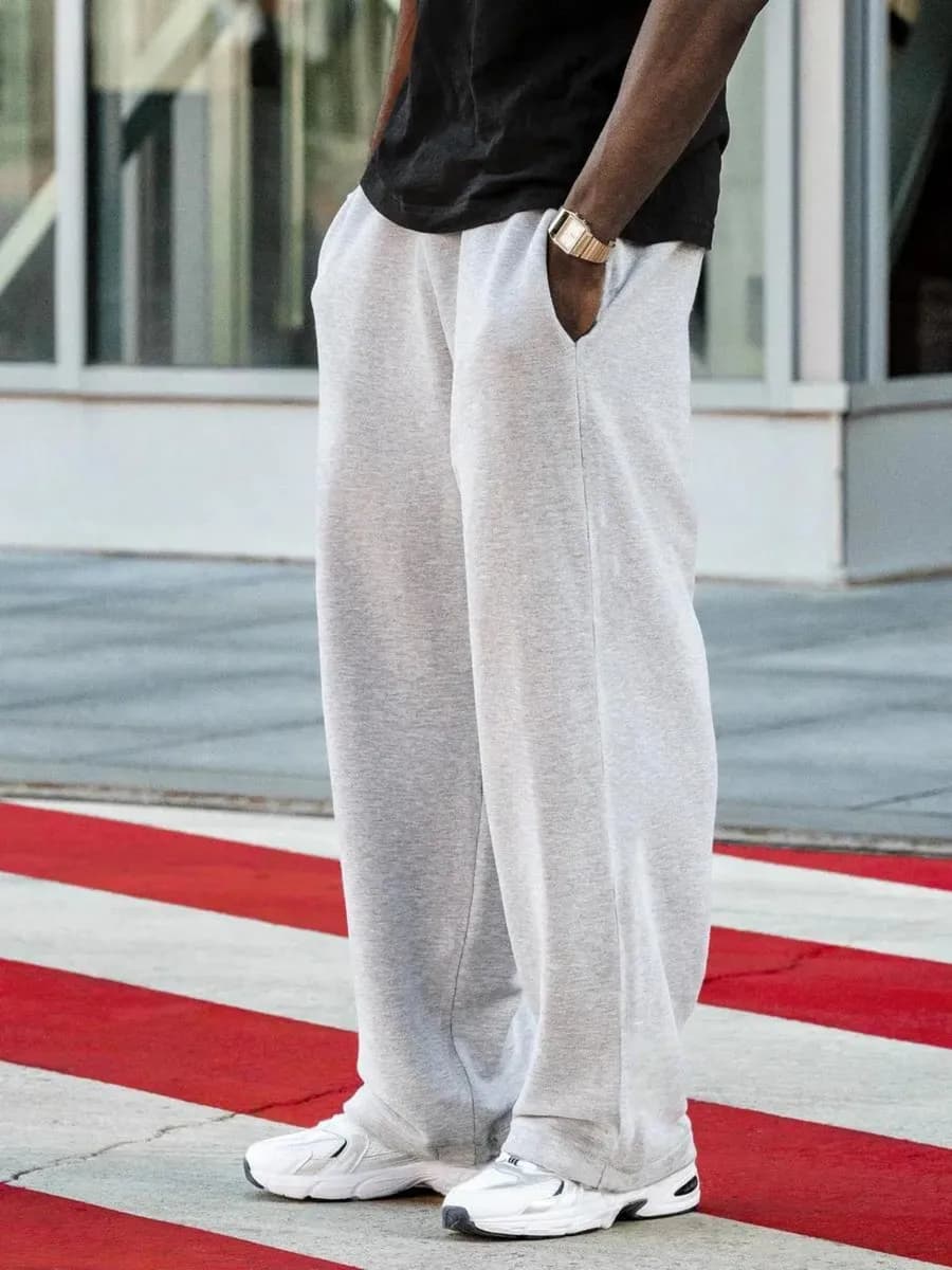 Спортивные широкие штаны оверсайз - фото 1