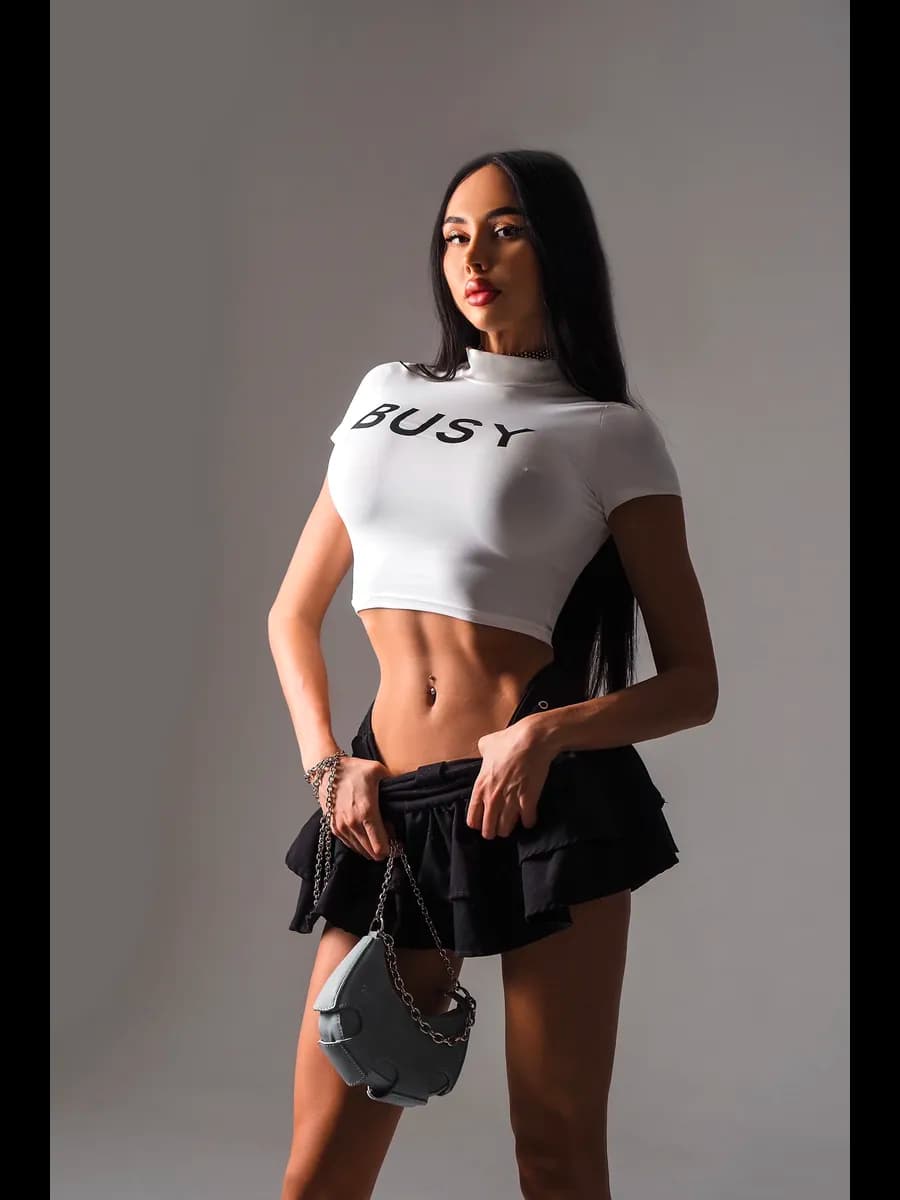 футболка Busy короткая топ с горлом