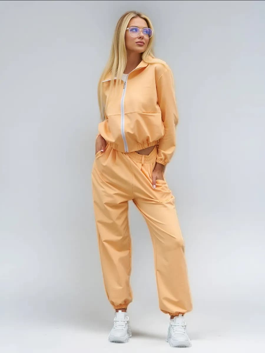 Костюм спортивный на молнии - фото 1