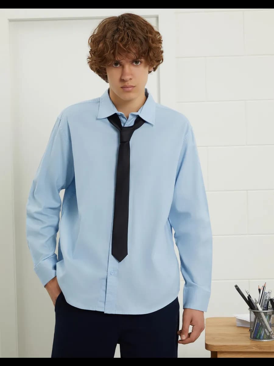 Голубая школьная рубашка из твила с длинным рукавом