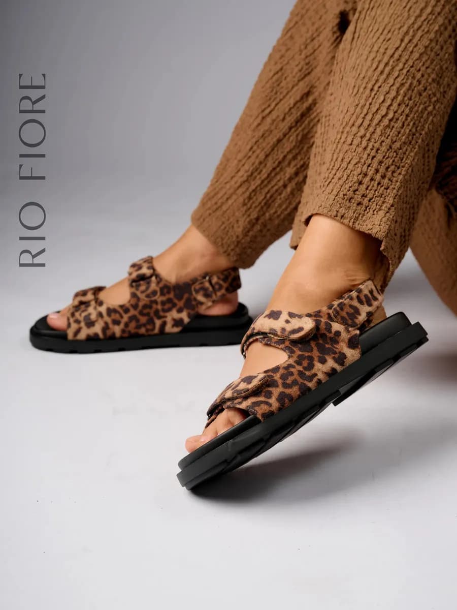 Босоножки летние на липучке