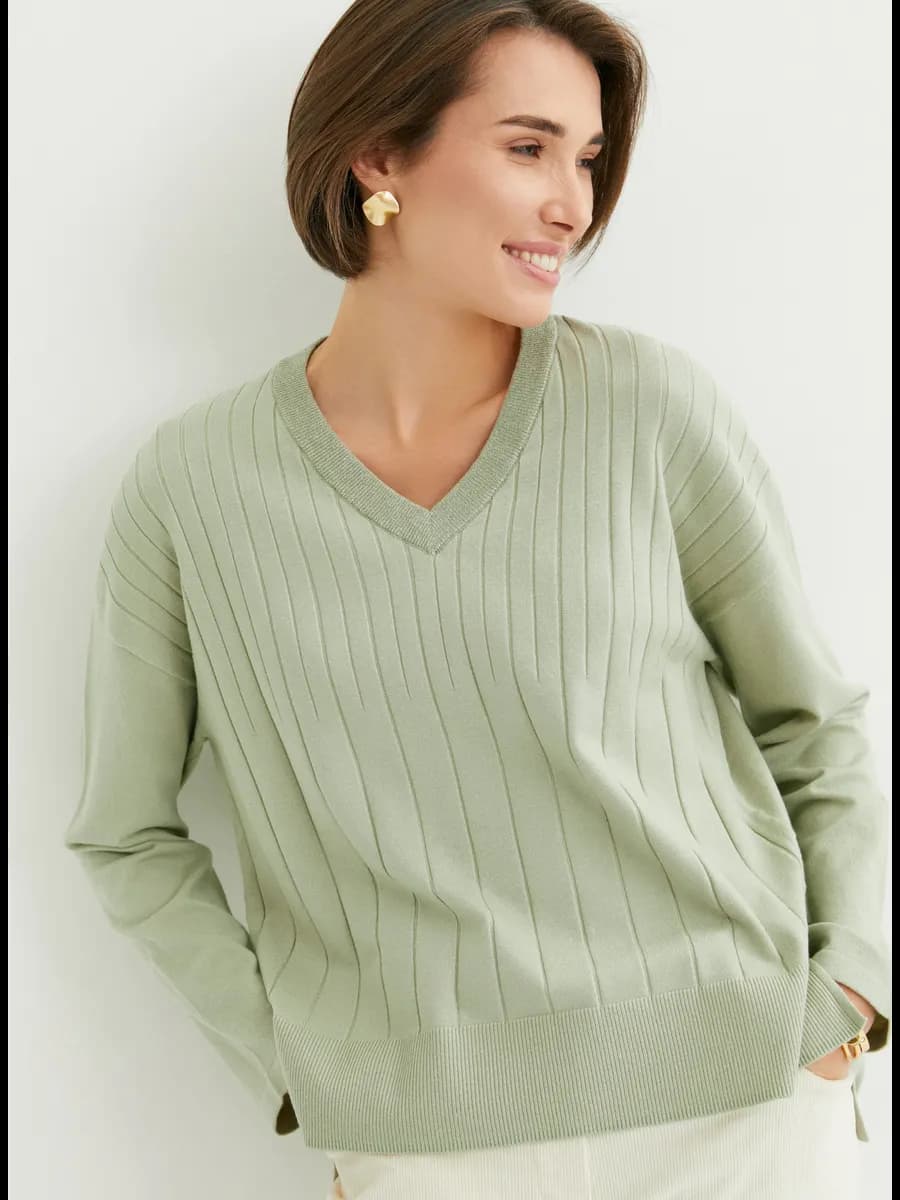 Джемпер женский с длинным рукавом вязаный