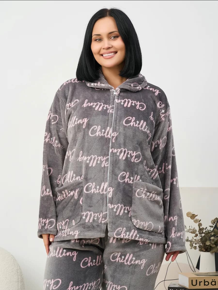 Домашняя пижама махровая больших размеров теплая на молнии