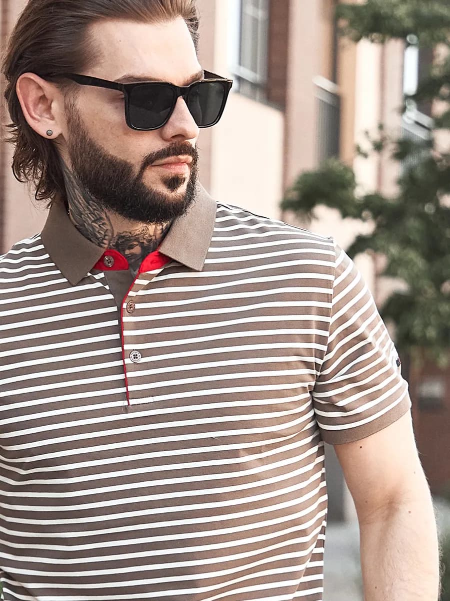 Футболка поло с коротким рукавом в полоску