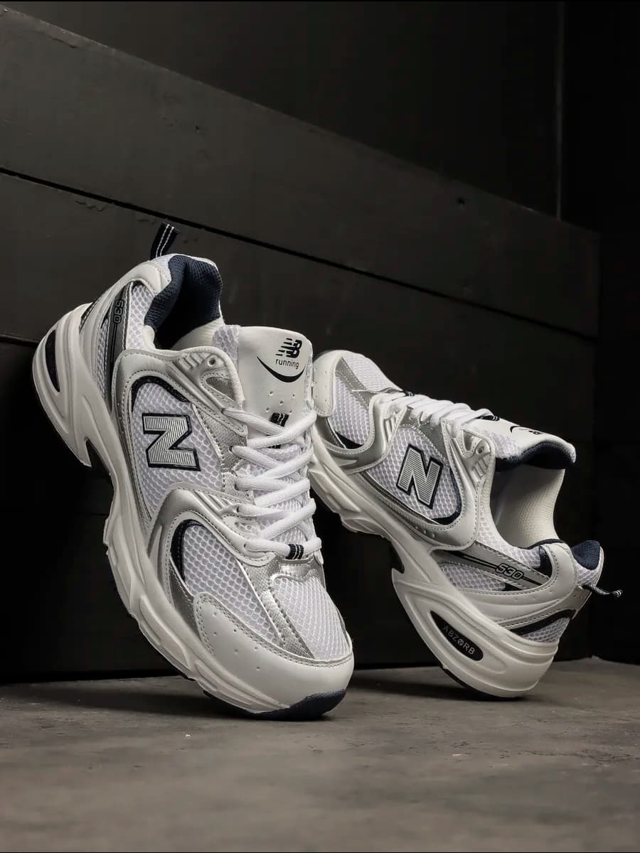 Кроссовки летние