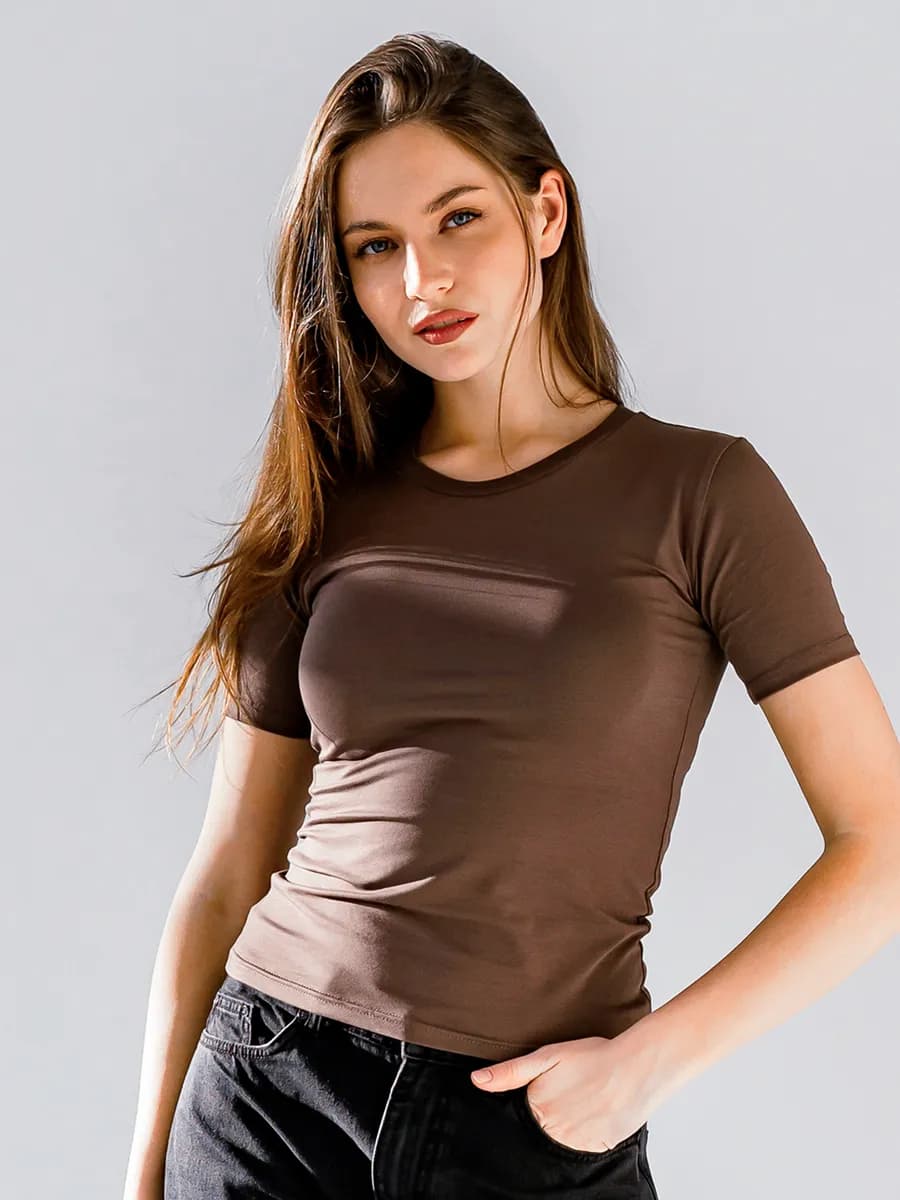 Футболка женская скимс базовая облегающая коричневая