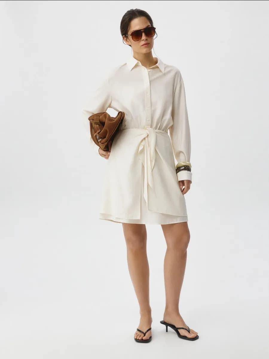 Платье-рубашка с баской