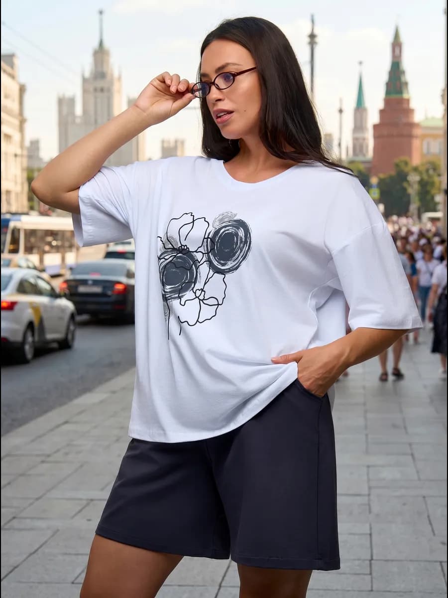 Костюм двойка летний с шортами и футболкой