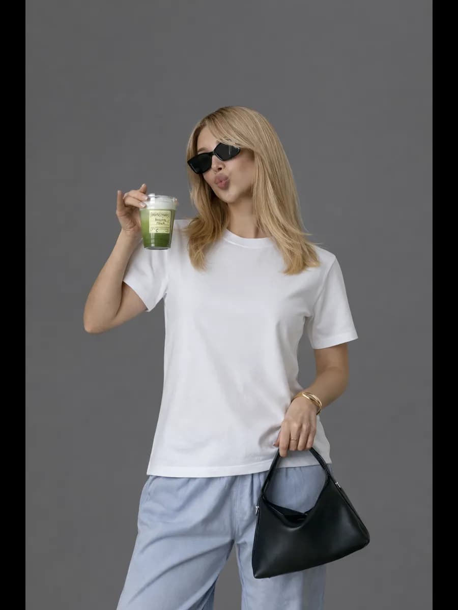 Футболка хлопок с принтом Love is