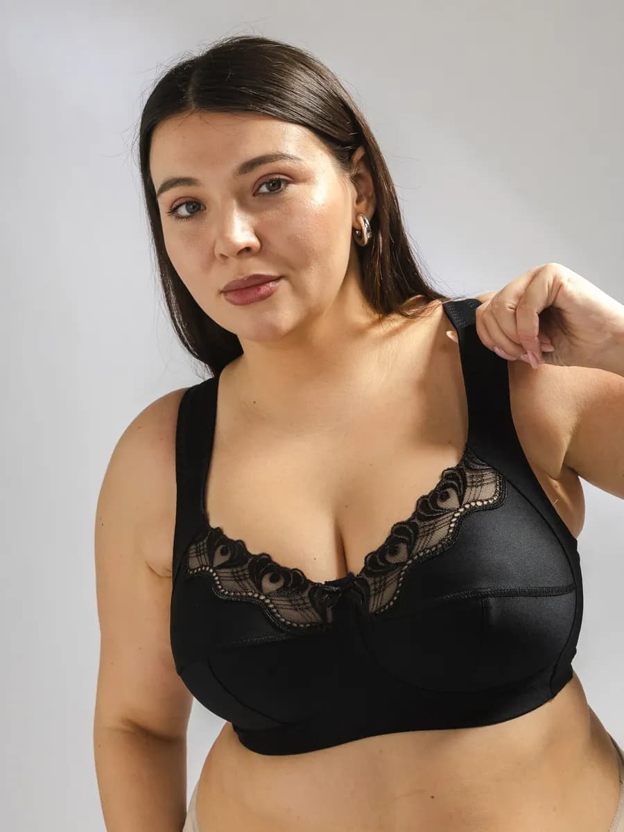 Бюстгальтер без косточек для полных женщин