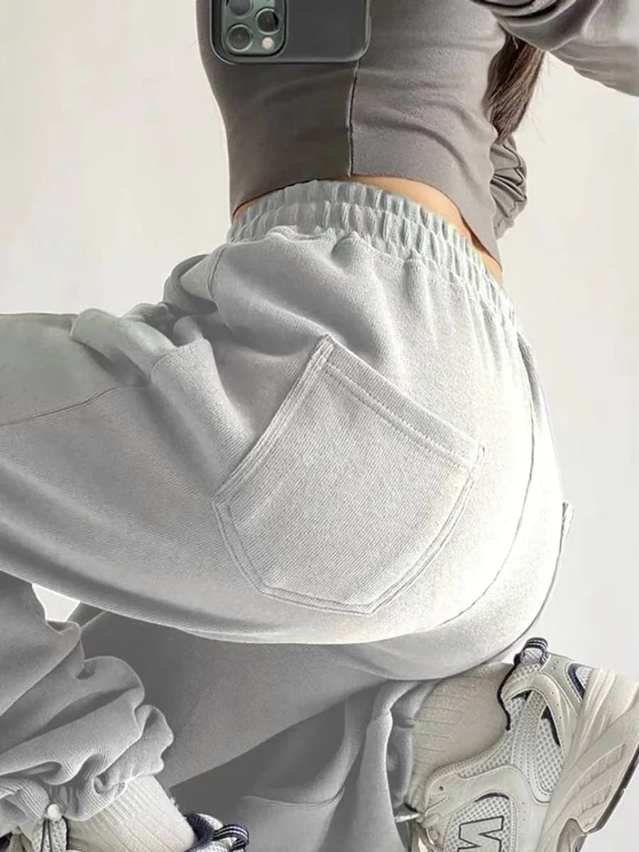 Брюки широкие спортивные c карманами