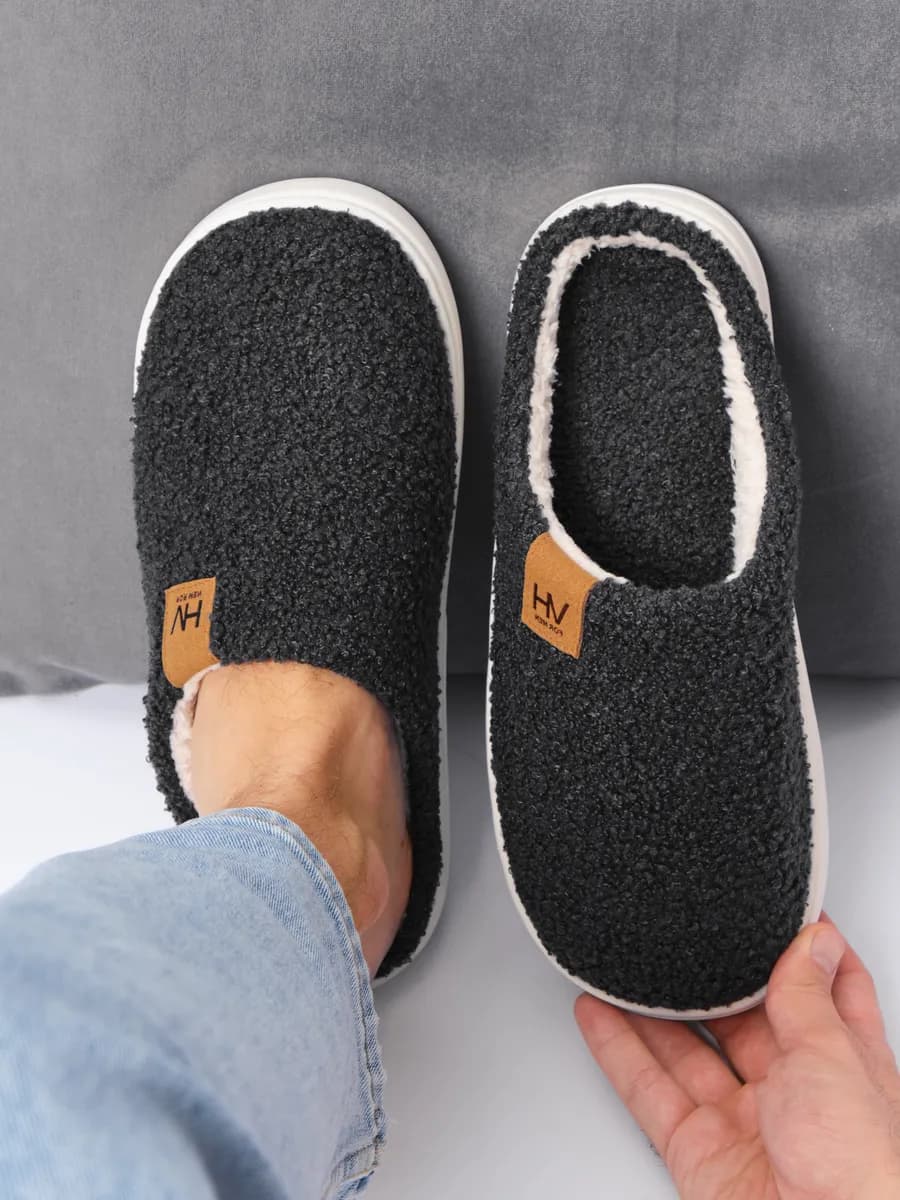 Тапочки домашние закрытые