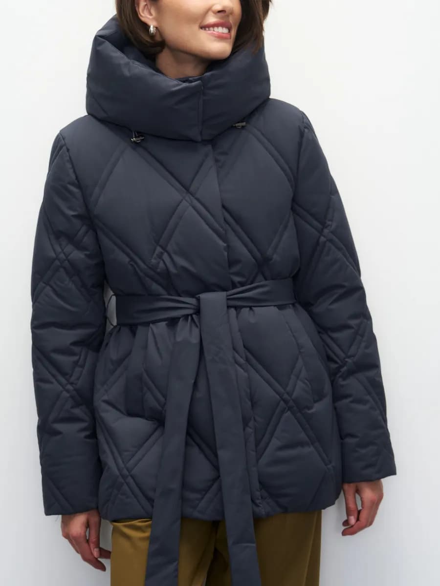 Куртка зимняя стеганая с капюшоном