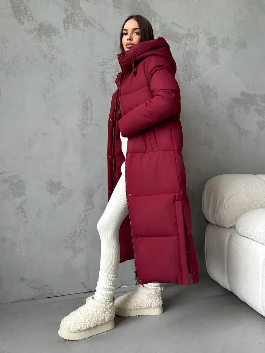 Пуховик зимний длинный с капюшоном