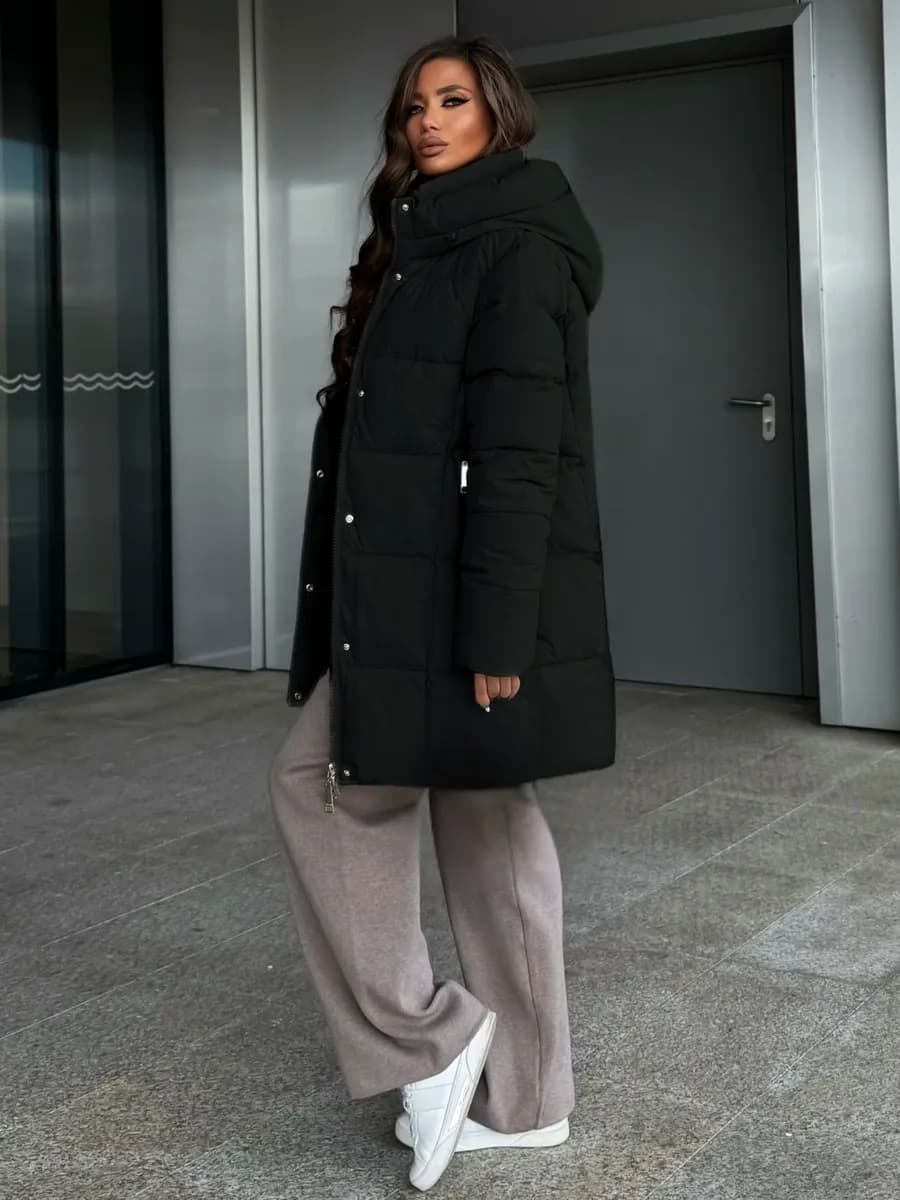 Куртка зимняя с капюшоном удлиненная