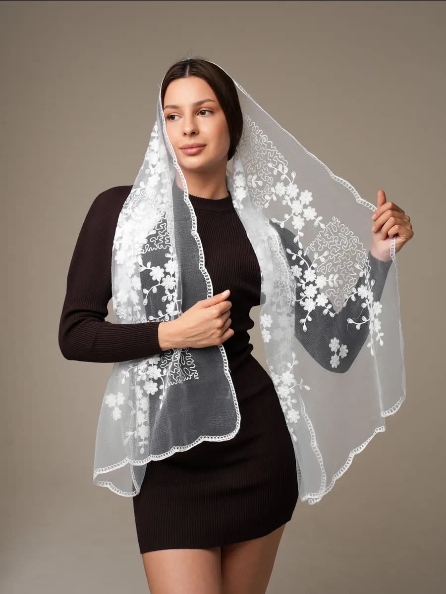 Платок кружевной для храма