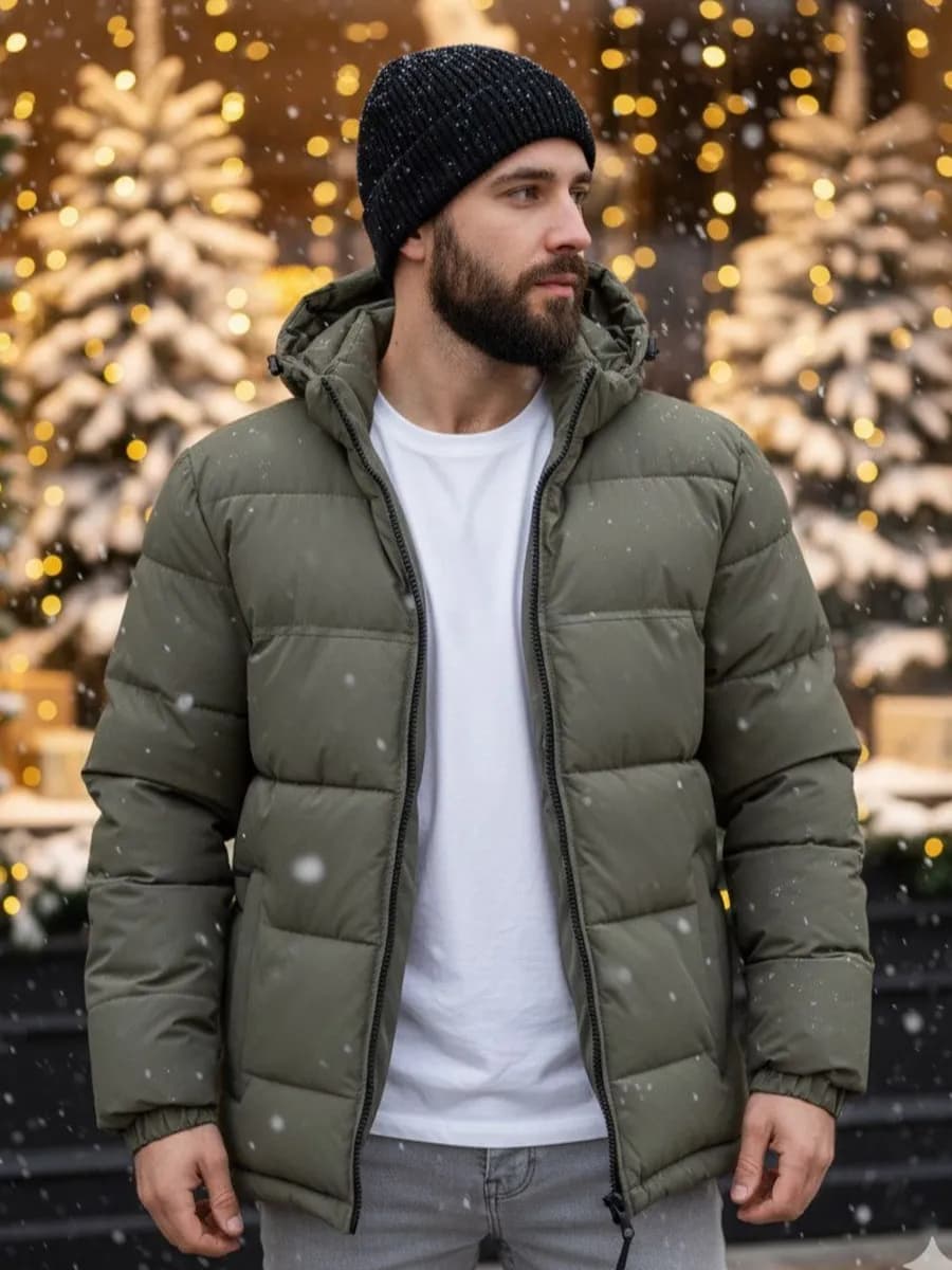 Куртка зимняя короткая с капюшоном