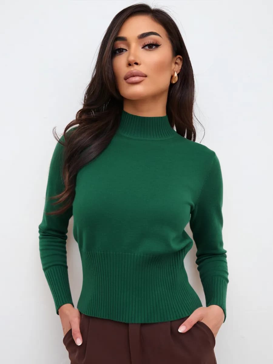 Укороченный джемпер трикотажный с горлом