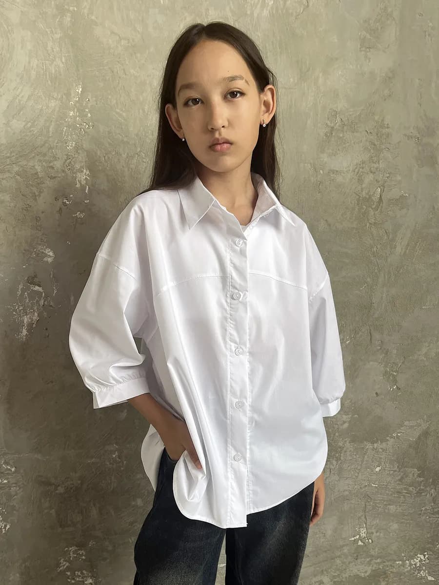 Рубашка школьная оверсайз