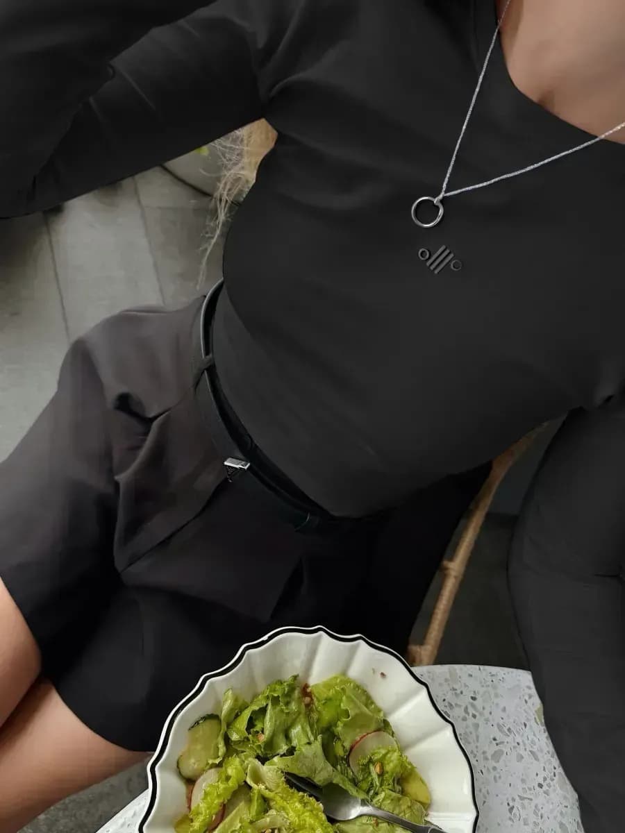 Лонгслив с длинным рукавом облегающий