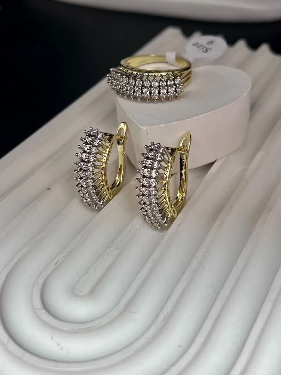 Комплект бижутерии