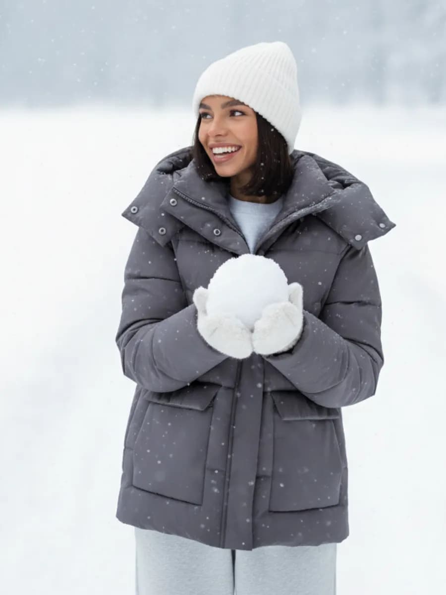 Куртка зимняя оверсайз короткая с капюшоном