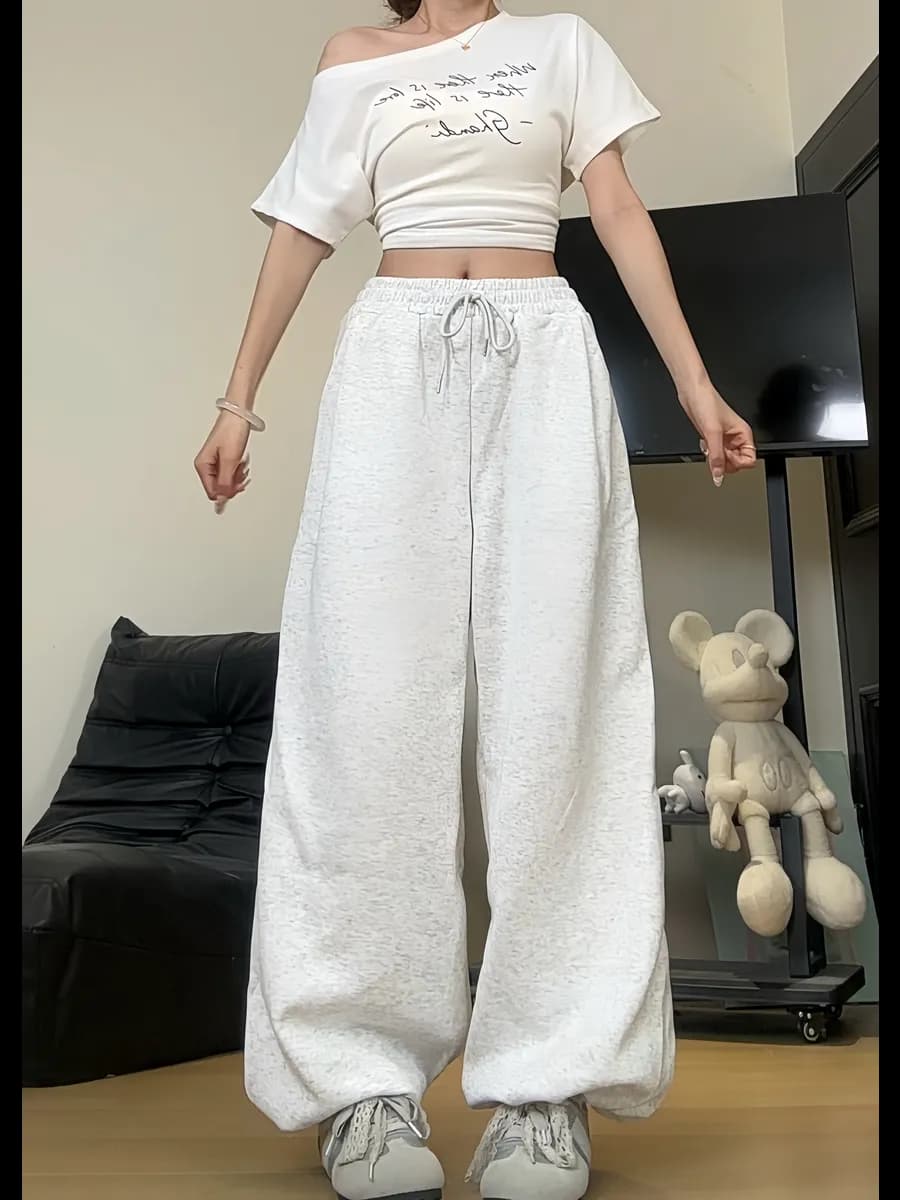 Широкие спортивные штаны серые на резинке оверсайз