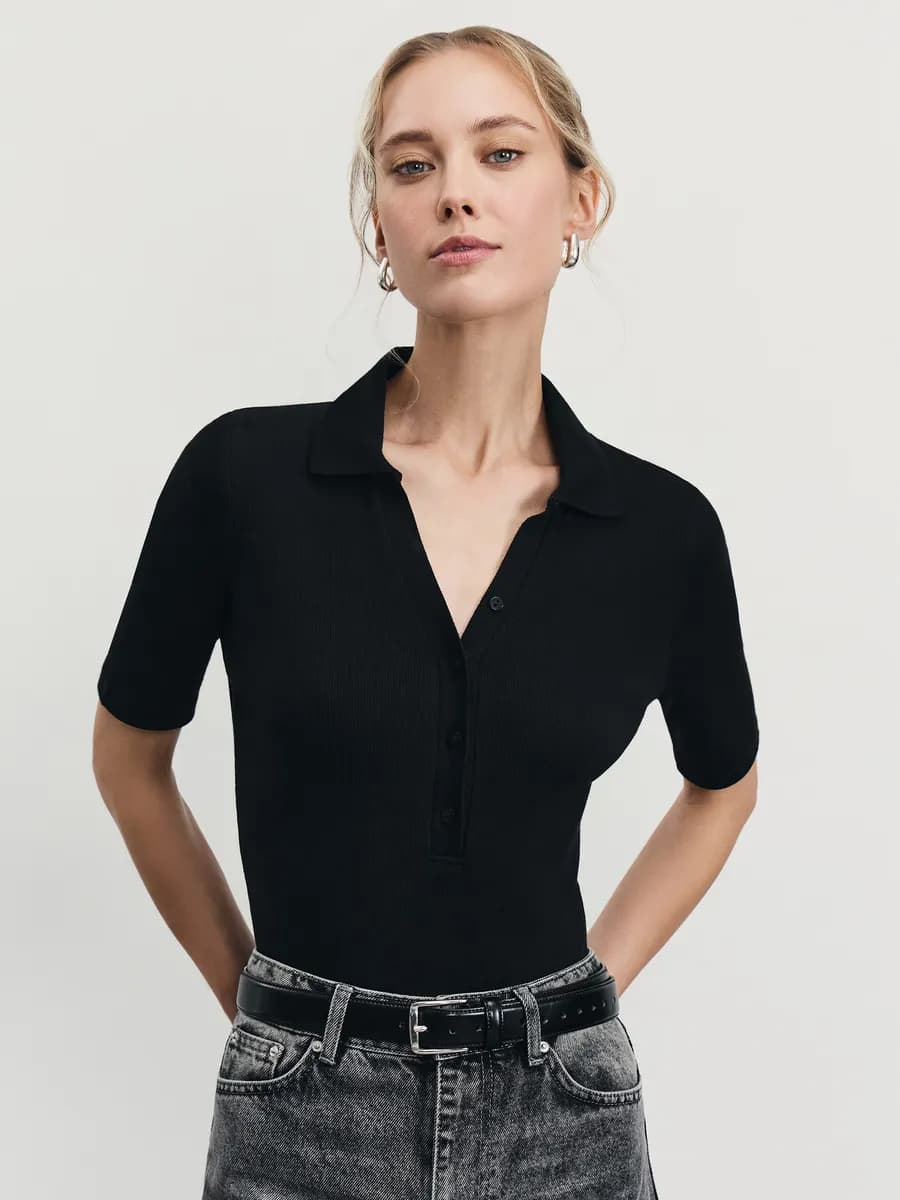 Боди с коротким рукавом и воротником поло в рубчик