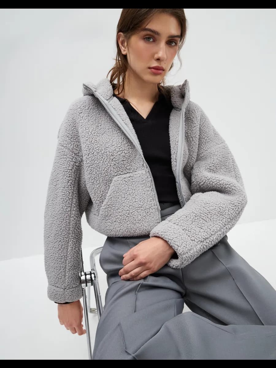 Серое укороченное худи на молнии из искусственного меха - фото 1