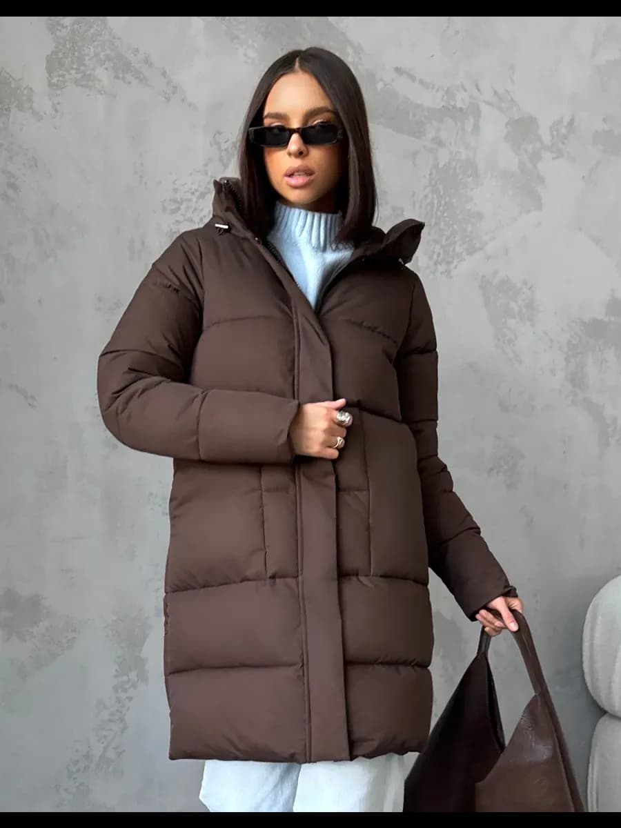 Куртка зимняя с капюшоном удлиненная