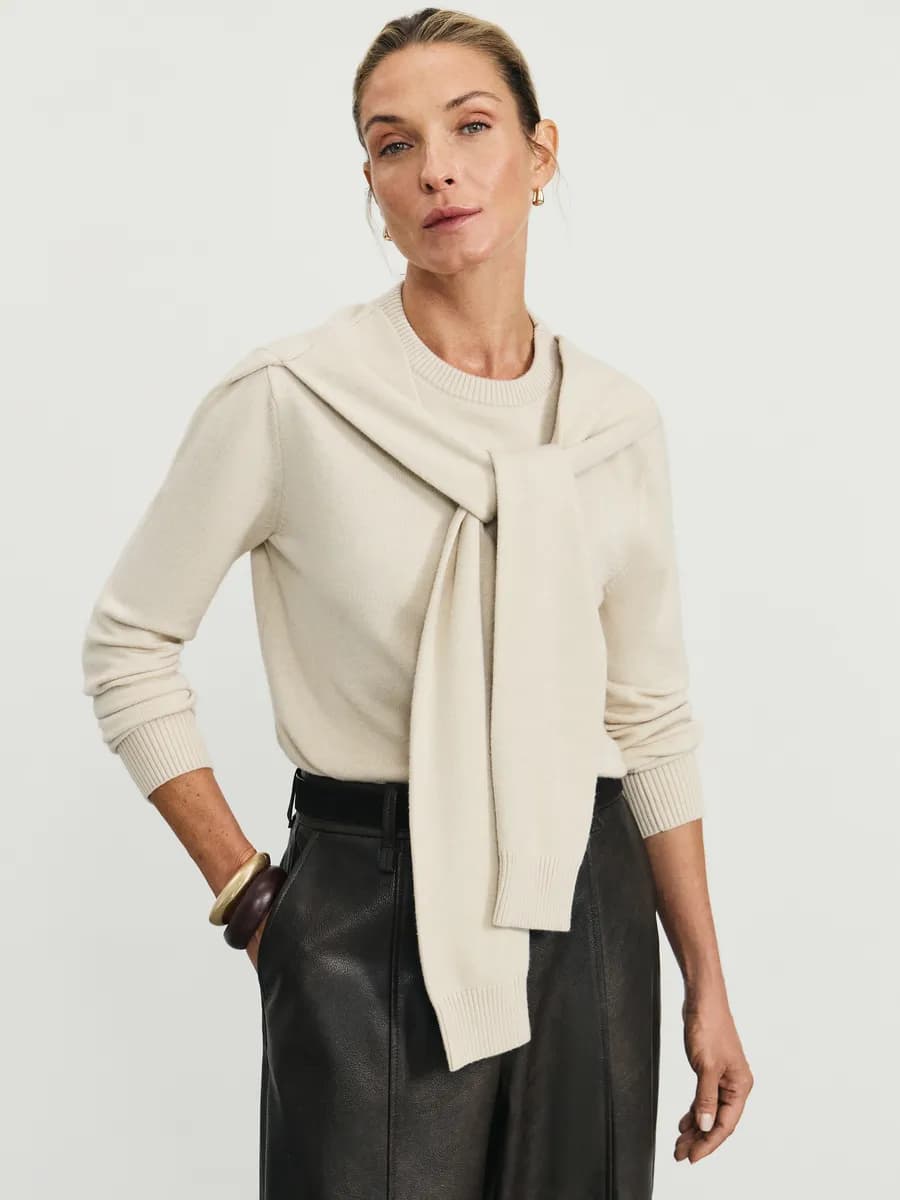 Джемпер вязаный базовый с декоративными рукавами