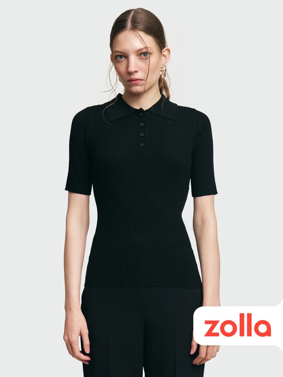 Женский джемпер с воротником поло