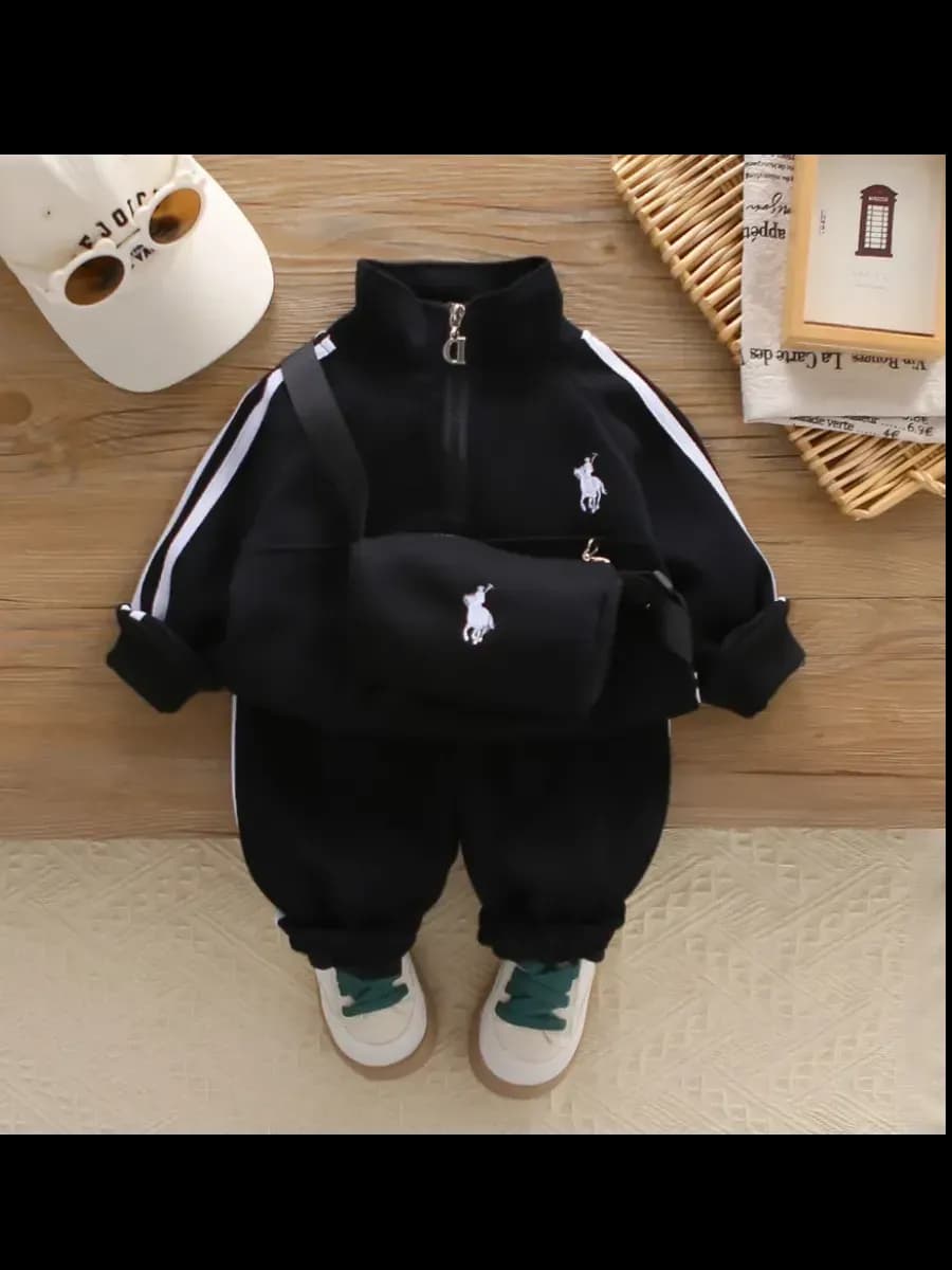 костюм детский спортивный