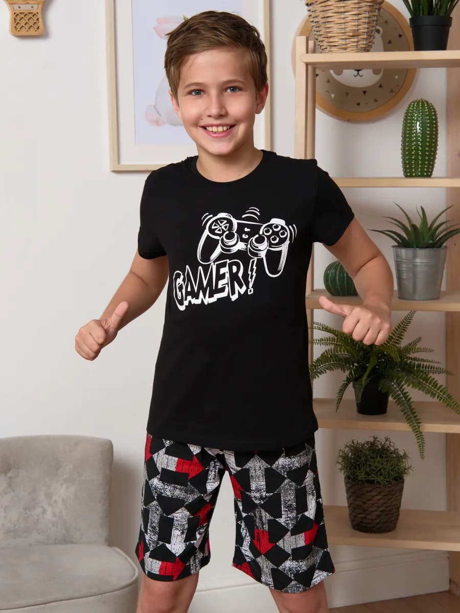 Пижама с шортами и футболкой