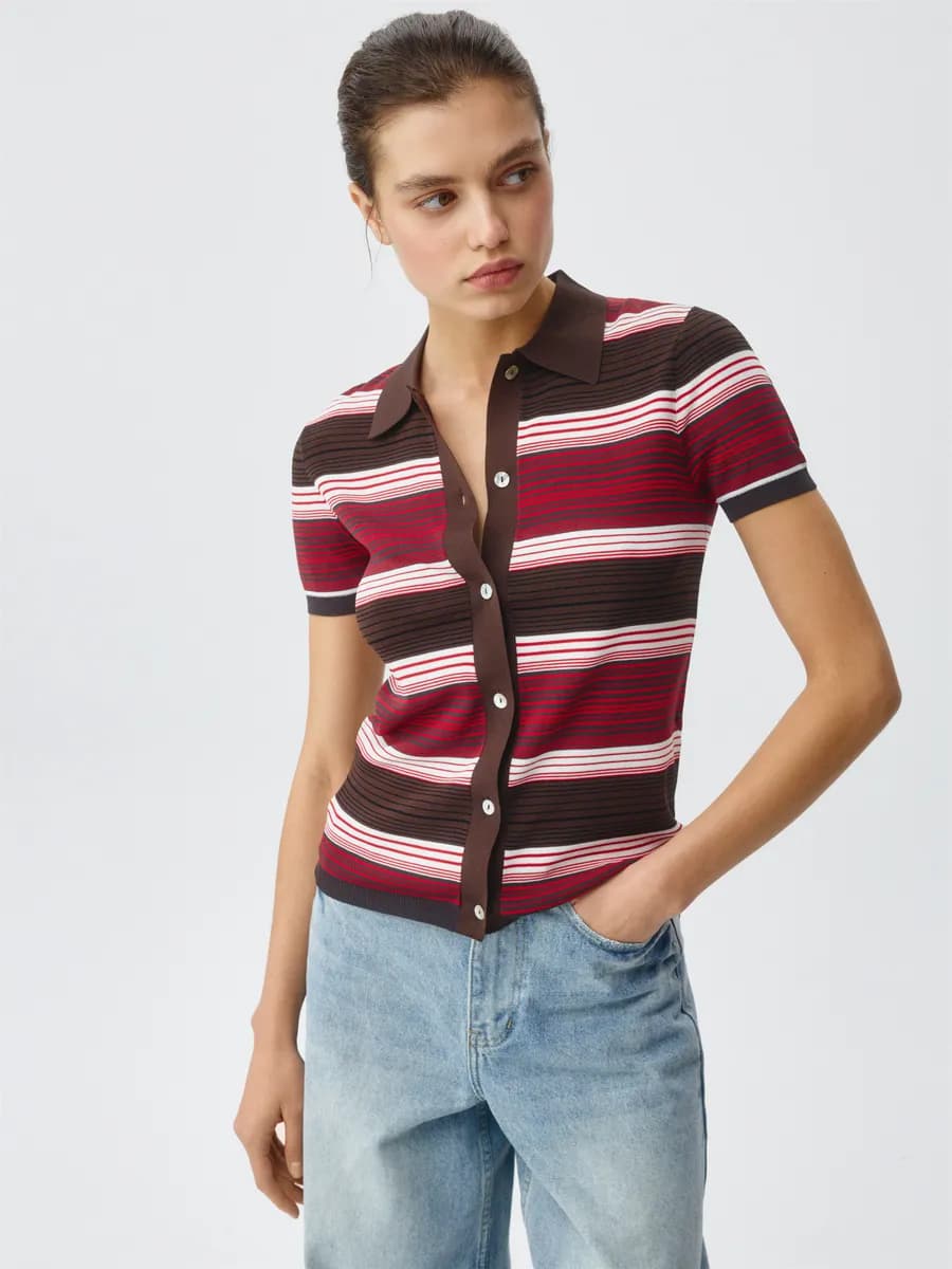 Вязаный джемпер в полоску с коротким рукавом