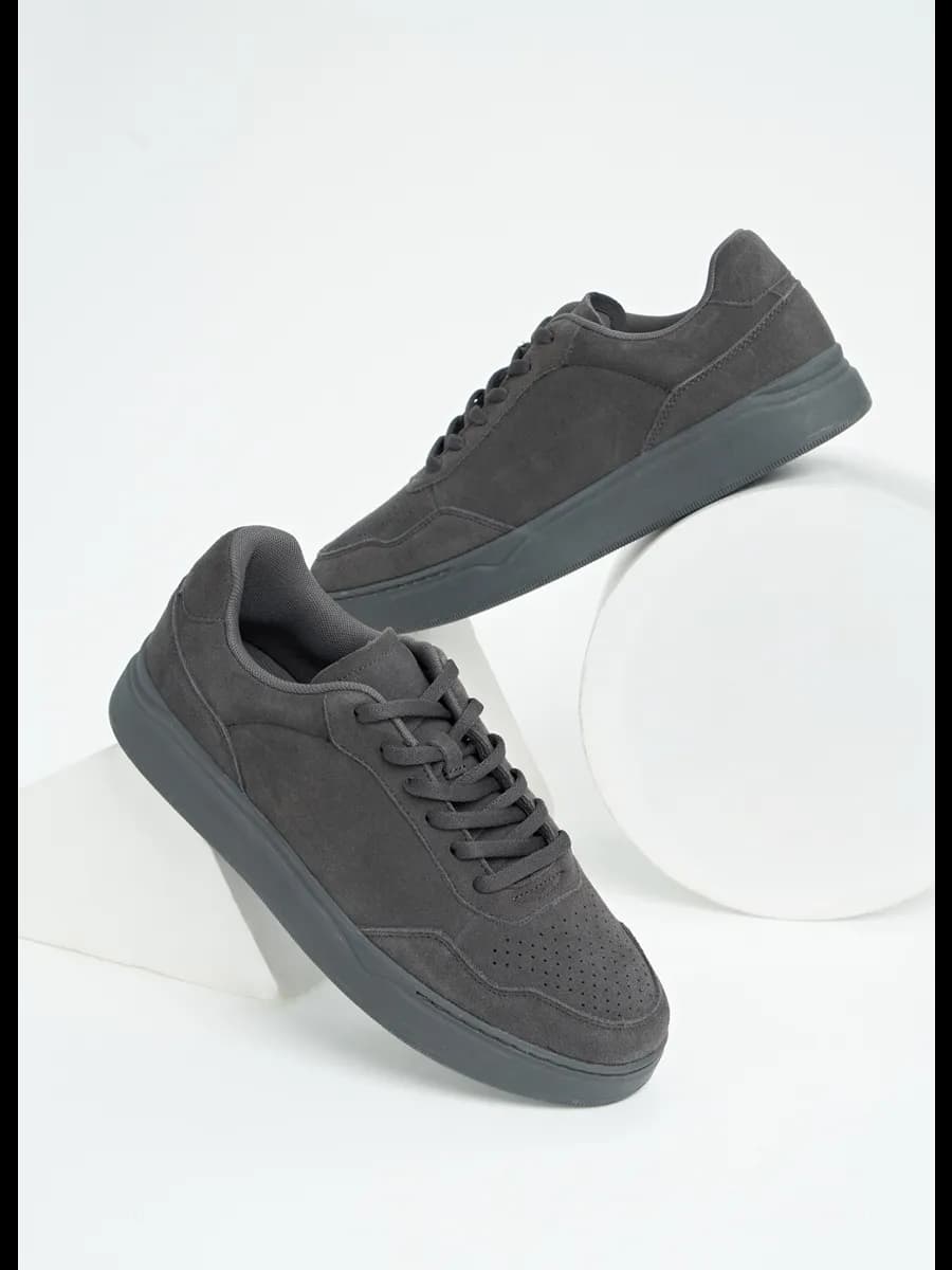 Кеды из натуральной замши