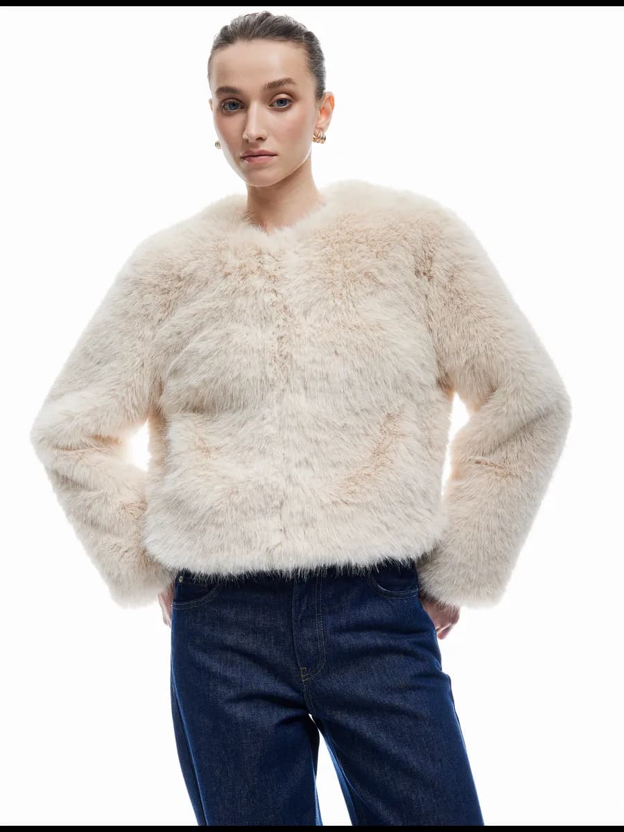 Шуба из искусственного меха