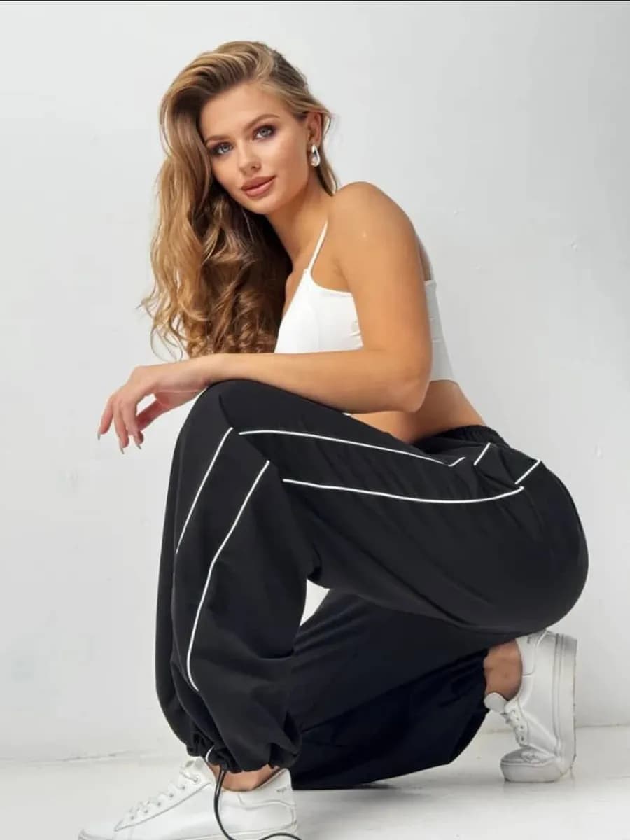 Брюки спортивные широкие оверсайз