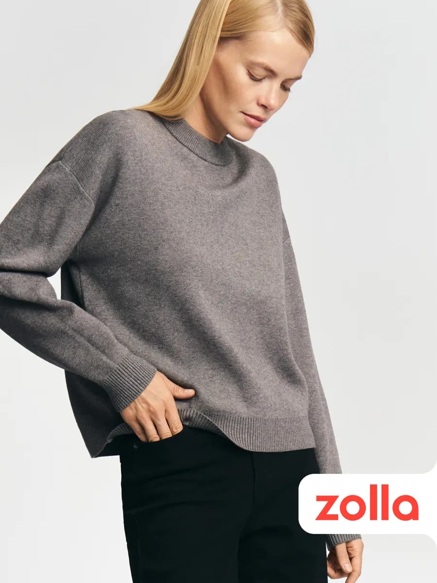 Трикотажный женский джемпер однотонный