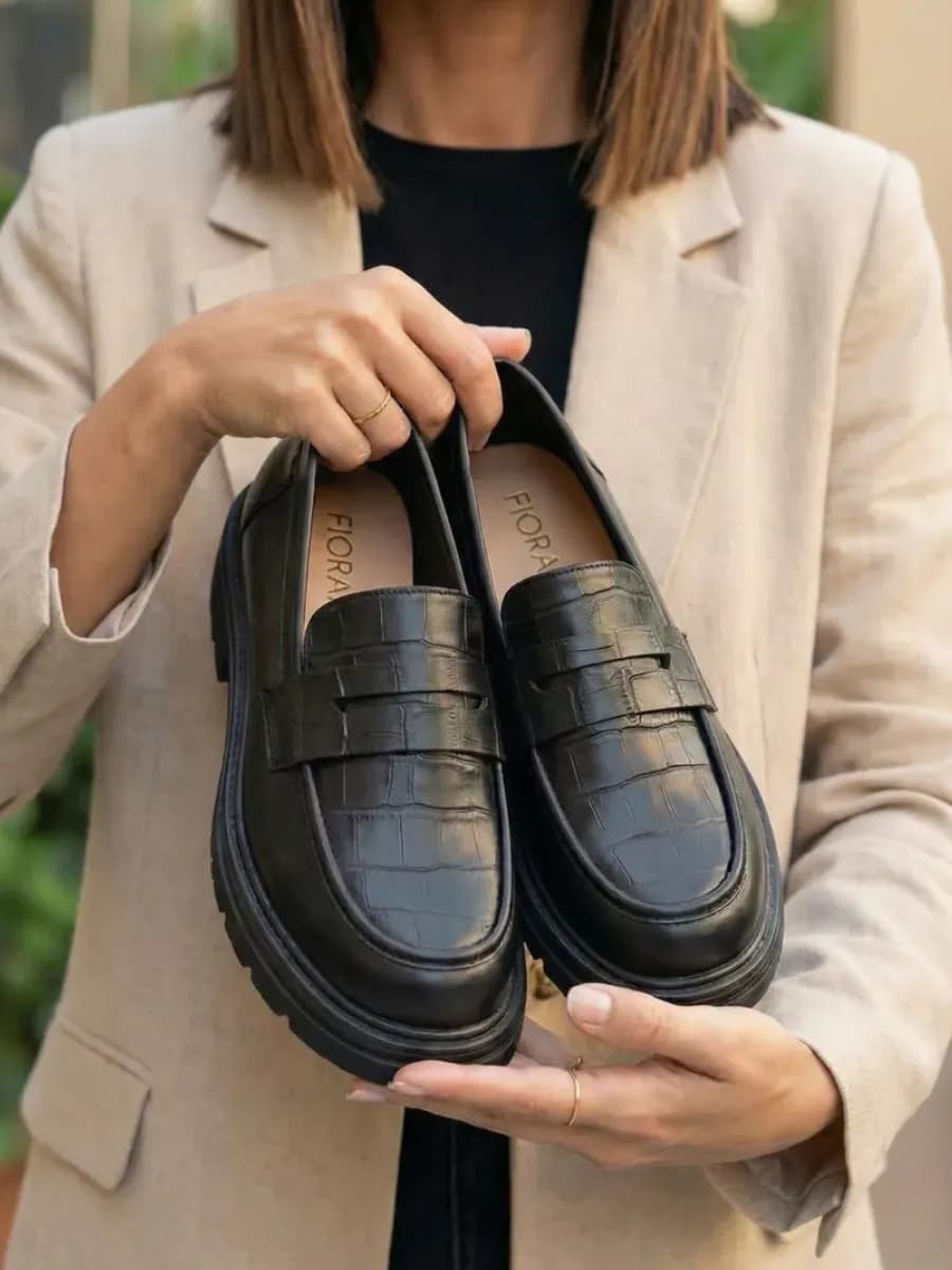 Лоферы на высокой подошве весенние под рептилию