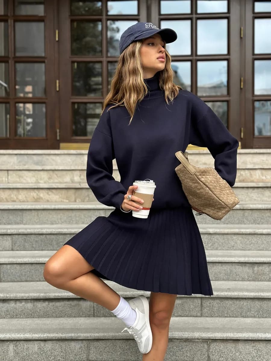 Костюм с юбкой женский теплый